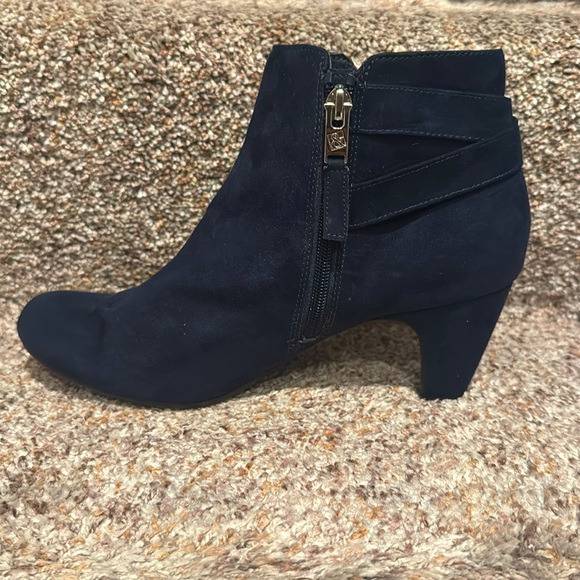 Sam & Libby Navy Ankle Booties with Buckle - Picture 3 of 6